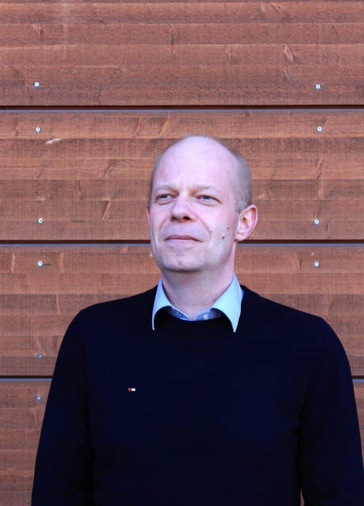 Kaarirakenne henkilöstö.